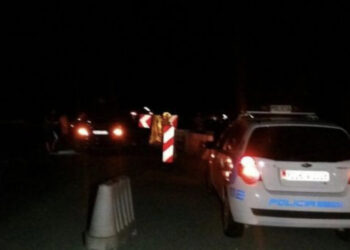 Aksident gjatë natës, përplasen tre makina