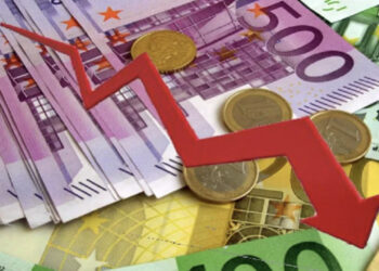 Leku “ngrin” Euron, Dollarin dhe Paundin