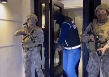 “Tentoi t’i ikte policisë”/ Mediat turke: Dritan Rexhepi po “paketohet” për në Shqipëri