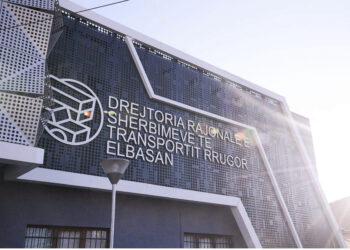 Pas juristes, pranga punonjësit të DRSHTRR Elbasan, si u hiqnin GPS makinave me qira dhe i shisnin