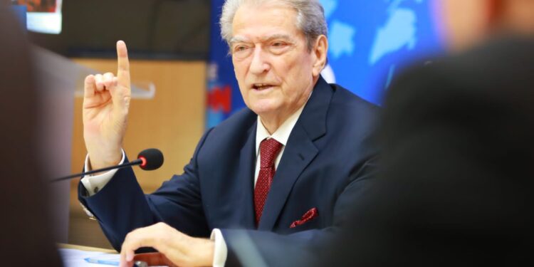 Berisha: Një fitore e madhe për opozitën kjo jehonë botërore e aksionit të saj pa kthim, e cila i çorri maskën Edi Ramën