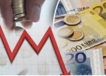 “Euro me një këmbë në gropë”/ Këmbimi valutor