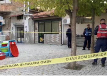 Plumba dhe britma! Kush u vra në Tiranë, vjen njoftimi i parë i policisë
