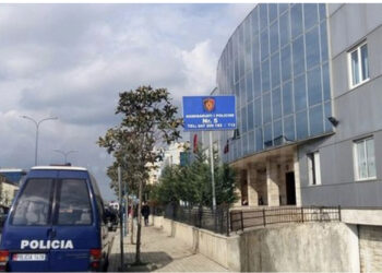 Detaje/ Shpërthimi me tritol në Kamëz, kujt i përket lokali që ishte objektiv i sulmit