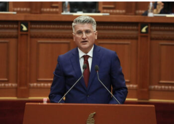 “Parlament që humb funksionimin” , reagon Gjekmarkaj