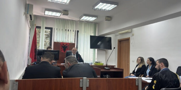 “Beteja” për vulën! Gjykata rrëzon kërkesën e Bashës për gjyqtarin