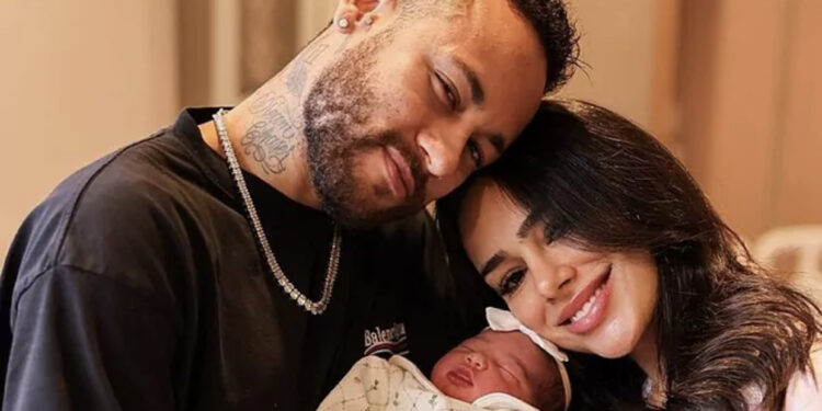 Dy persona të armatosur tentojnë të rrëmbejnë vajzën dhe të dashurën e Neymar