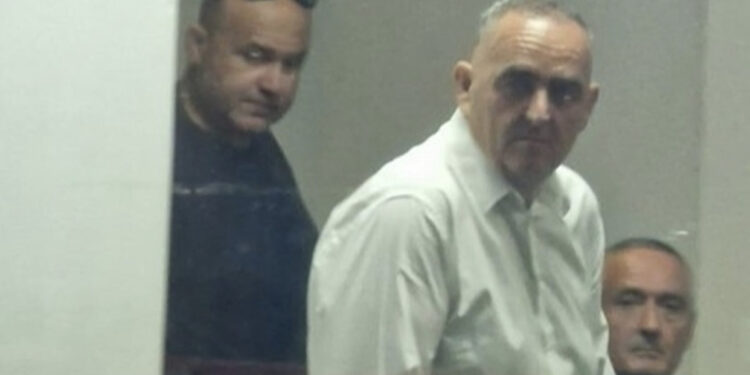 Brenda apo jashtë? Zhduket pa “nam e nishan” dëshmitari i Fredi Belerit