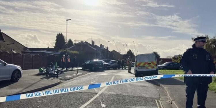 Tragjedi në Londër, zjarri shkrumbon shtëpinë, humbin jetën 5 anëtarë të një familjeje