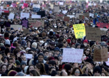 Vrasja e 22-vjeçares nga i dashuri, protesta masive në Romë