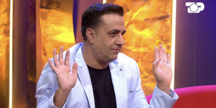 “Qaj për gruan”, Altin Shira rrëfehet si rrallë herë: Shokët më ngacmojnë, më thonë ‘po çfarë burri je’