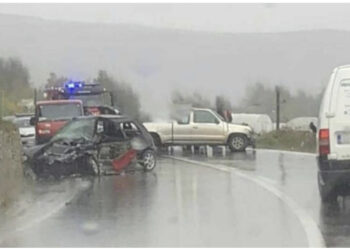 Shi dhe përplasje “kokë më kokë” në rrugë! Pesë të plagosur