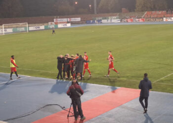 Skëndërbeu me 10 lojtarë prek “top katërshen”, “zhytet” Teuta