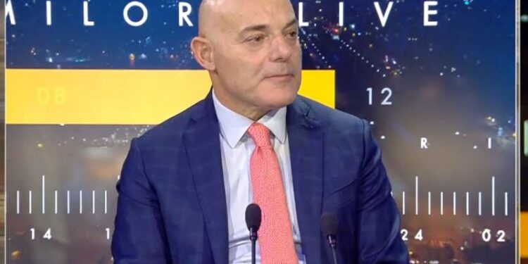 Blendi Fevziu: Që të nxjerrësh njerëzit në rrugë, duhet të tregosh që je i besueshëm dhe që po mbështet një të mirë publike