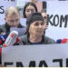 Protesta para SPAK, nënë Liza: Për të huajt shtrojnë tapetin e kuq, për shqiptarët tapetin e zi!