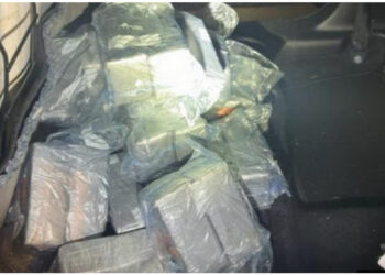 Makinën “full” me kokainë dhe 80 mijë euro në shtëpi, kapet trafikanti shqiptar