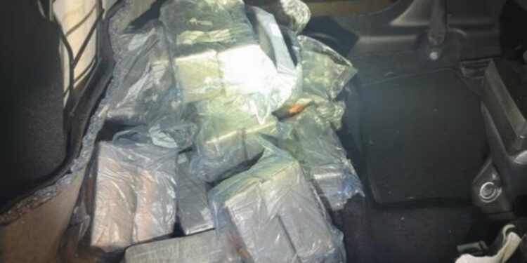 U kap me kokainë në makinë, arrestohet shqiptari në Itali