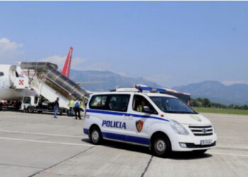 Ekstradohet nga Britania një 29 vjeçar, i dënuar me 5 vite për plagosje