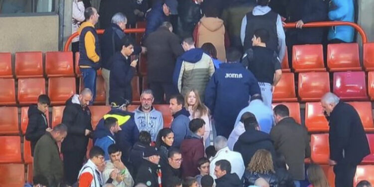 Tragjedi në Spanjë, tifozi pëson atak kardiak dhe ndërron jetë në stadium