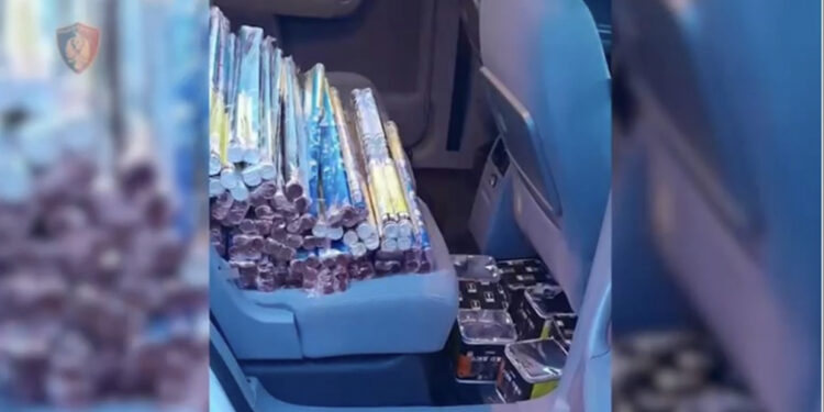 Tentoi të fuste fishekzjarrë dhe kapsolla, arrestohet 60-vjeçari në Morinë