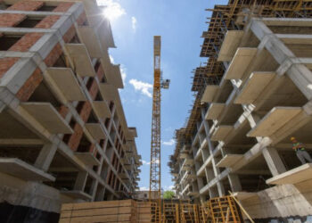 Rritja e çmimeve të banesave, raporti i OKB: Ndikon pastrimi i parave, janë bërë të papërballueshme