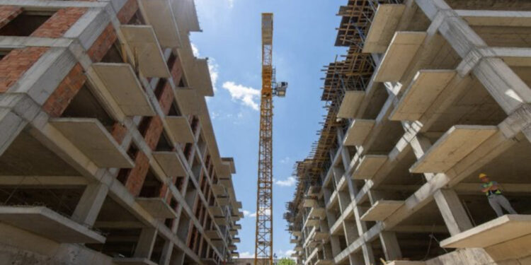 Rritja e çmimeve të banesave, raporti i OKB: Ndikon pastrimi i parave, janë bërë të papërballueshme