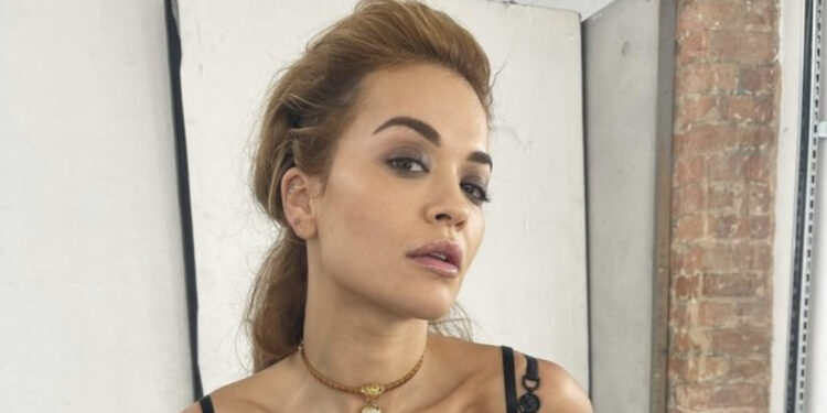 Rita Ora rrëfen sakrificat që kaloi për tu bërë këngëtare: Falë emigrimit unë bëj punën e ëndrrave