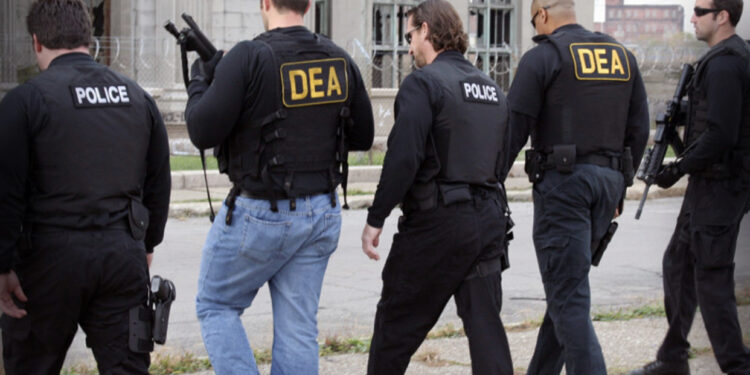 Kapet super trafikanti shqiptar që po ndërtonte “dron nënujor” për kokainën