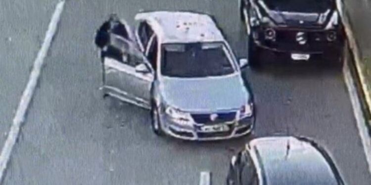 PAMJET/ Si e kaloi shefi drogën në sytë e policëve nga Shqipëria në Greqi