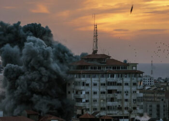 Lufta, në këmbim të 40 pengjeve, Izraeli propozon 1 javë armëpushim