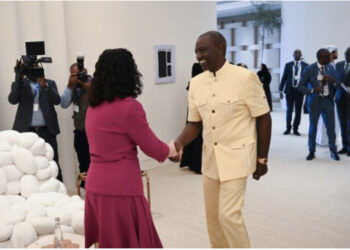 Një tjetër vend drejt njohjes së Kosovës, presidentja Osmani takim me homologun e saj