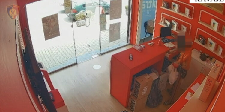 EMRI/ Arrestohet “skifteri” i bizneseve në Kavajë