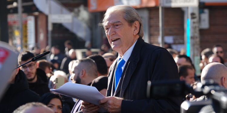 Berisha: Kjo gjykatë, vegël e Edi Ramës, po përdoret për të masakruar arritjen më të madhe të shqiptarëve