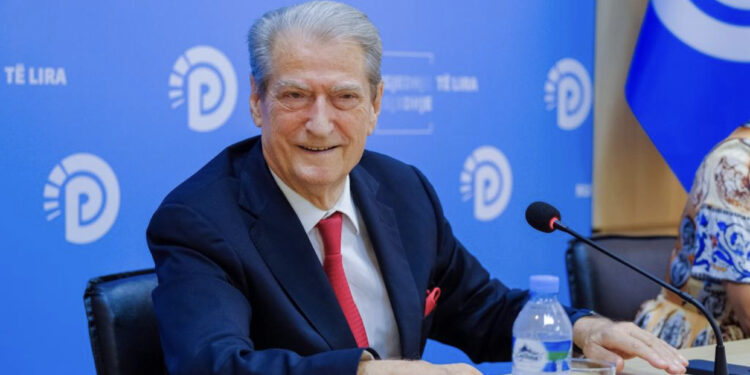 Shtyhet për të shtunën vendimi për Sali Berishën