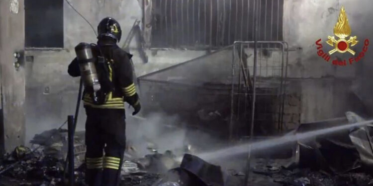 Zjarr në një spital në Itali, 4 të vdekur dhe qindra të evakuuar