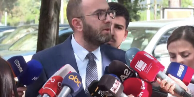 Berishës iu hoq imuniteti, reagon Bardhi