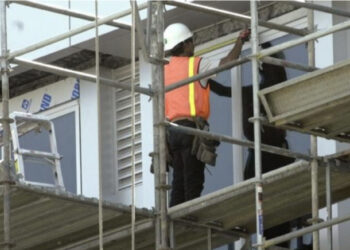 E rëndë në Tiranë, bie nga kati i nëntë i ndërtesës, humb jetën punëtori tek kompleksi Samir Manes