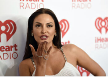 Bleona Qerreti rikthehet në Shqipëri, pjesëmarrëse në edicionin e tretë të BBVA