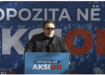 Protesta, Paloka: Nuk jemi këtu për Berishën, por për të mposhtur diktaturën