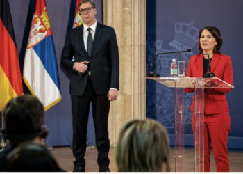 Ministrja gjermane: Serbia nuk mund të ulet njëkohësisht në 2 karrige