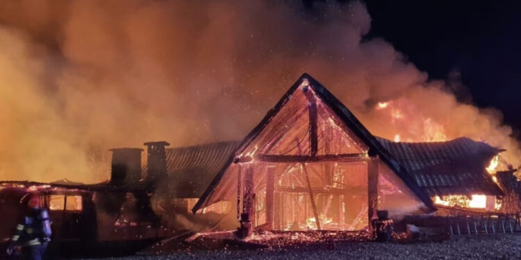Zjarr në një bujtinë, 5 të vdekur
