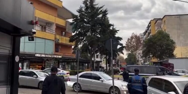 Të shtëna me armë në Tiranë, qëllohet drejt një makine në “Don Bosko”