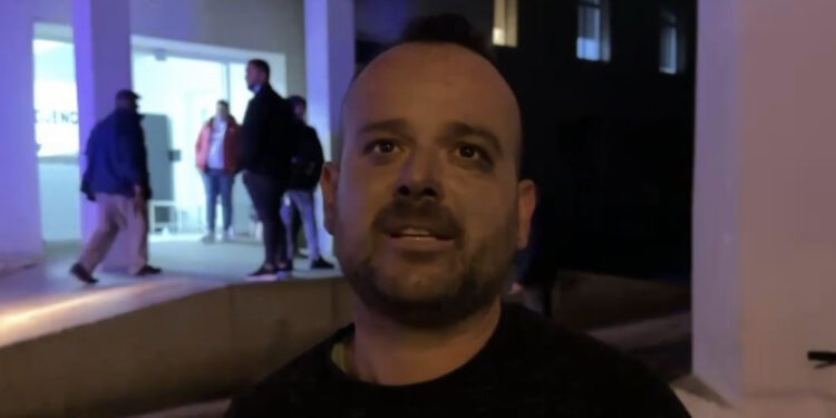 “Kisha fëmijët në banesë, nuk ngjitesha dot”, qytetari në Lushnje: Situata e frikshme…