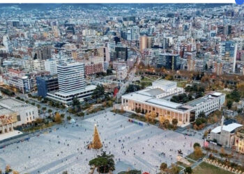 “Tirana, një vend ideal për ata që kërkojnë diçka ndryshe”, renditet nga Huffpost në një nga destinacionet e 2024-ës