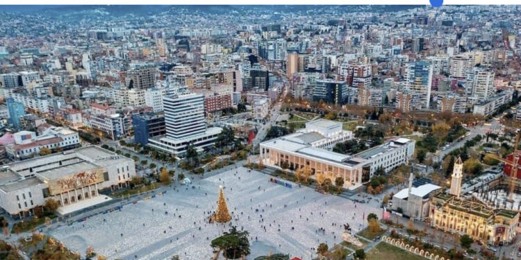 “Tirana, një vend ideal për ata që kërkojnë diçka ndryshe”, renditet nga Huffpost në një nga destinacionet e 2024-ës