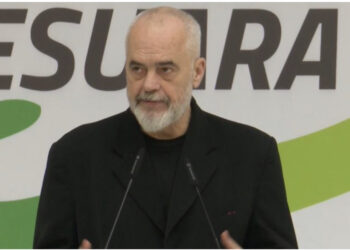 Rama njofton rritjen e pagave për ushtarakët: Do të bëhet në mënyrë të përvitshme, derisa të arrihet mesatarja e NATO-s