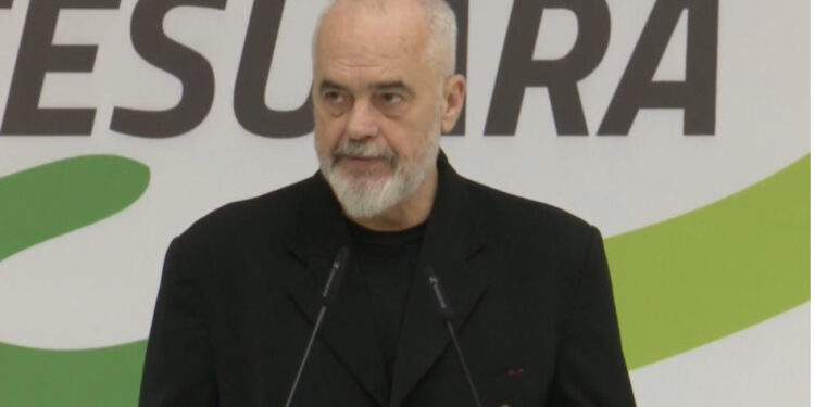 Rama njofton rritjen e pagave për ushtarakët: Do të bëhet në mënyrë të përvitshme, derisa të arrihet mesatarja e NATO-s