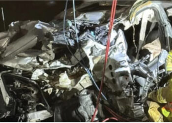 Kishte mbetur i bllokuar në makinë për gjashtë ditë, gjendet rastësisht nga peshkatarët