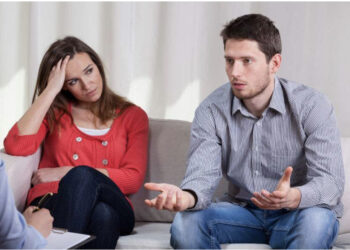 13 mënyra për të korigjuar gruan pa lënduar ndienjat e saj!