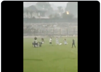 Tragjedi në Brazil, rrufeja i merr jetën futbollistit